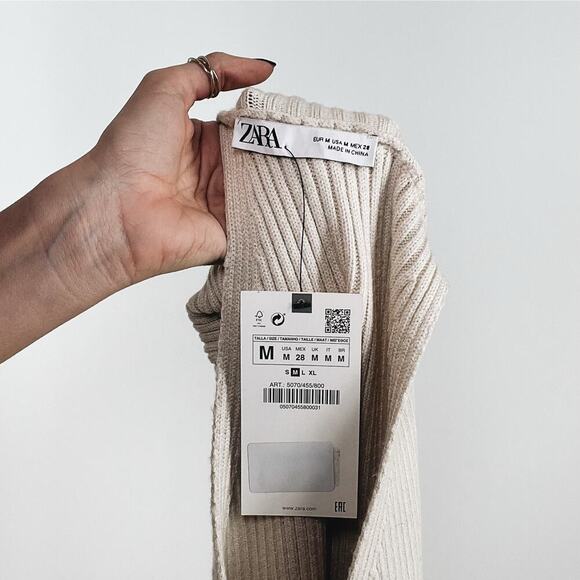 NWT Zara Cream Turtleneck Sleeve Scarf Sweater Size Medium - Picture 5 of 5